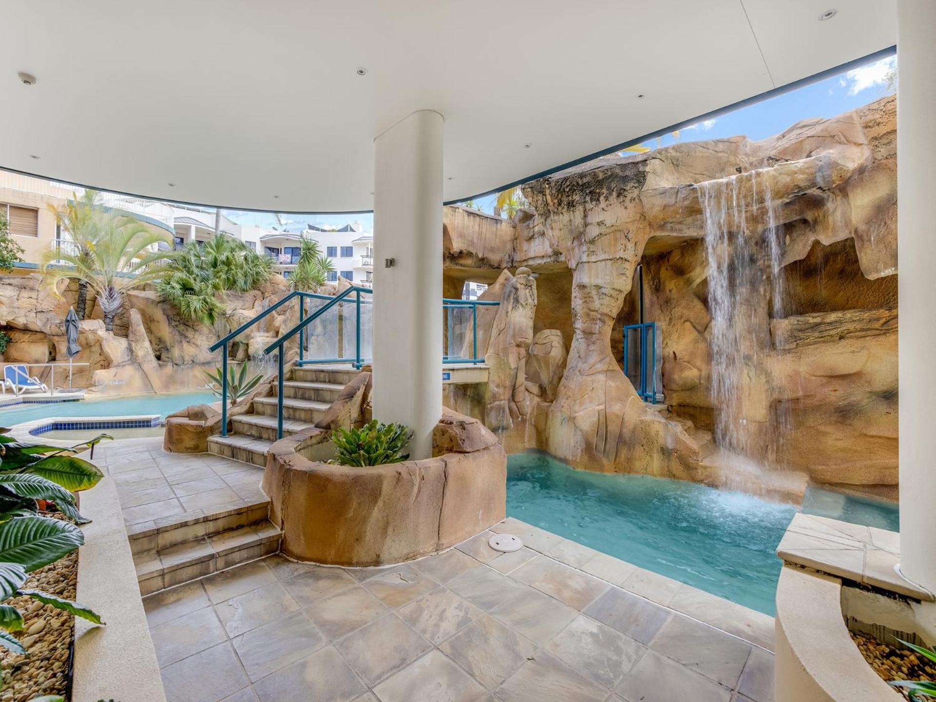 Landmark Renovated Apartment Mooloolaba